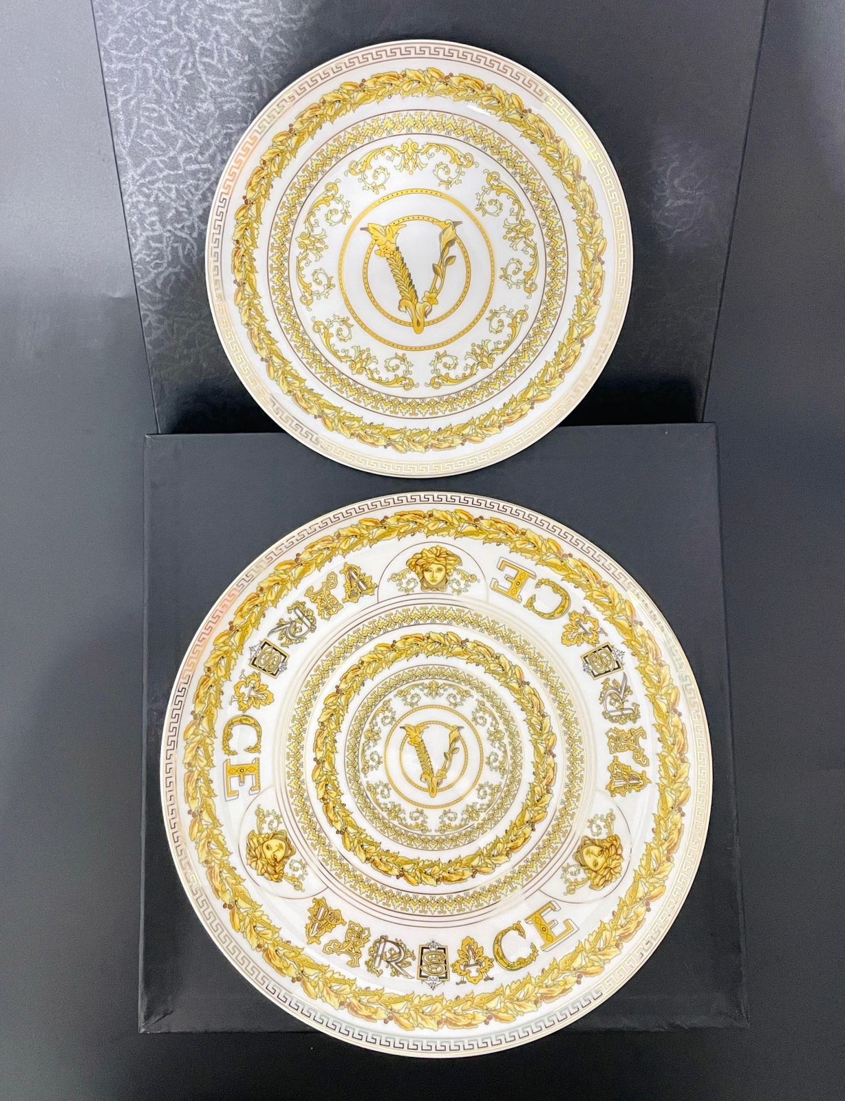 Set of two white plates from Versace - Versace Plates | Aleppo Gift UAE